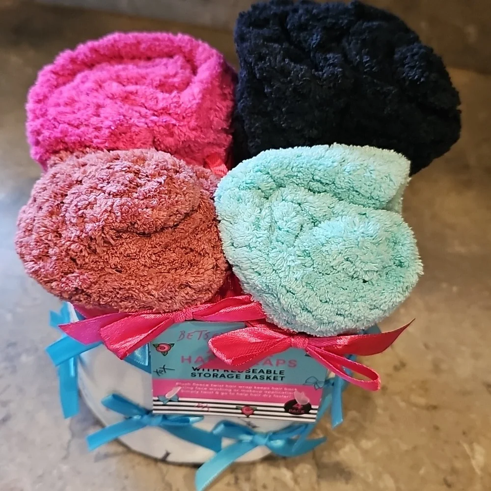 Betsey Johnson Hair Wraps/Towels 4-Pack